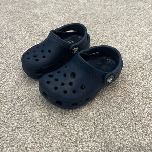 Toddler size 6 navy crocs